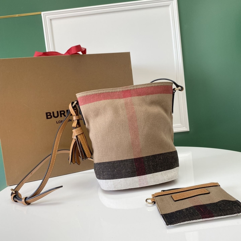 Bv*b*rry hobo bags